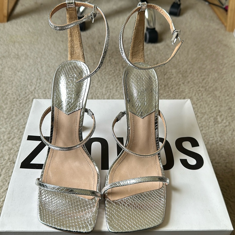 Schutz shoes- Nelli Metallic snake Leather sanadal